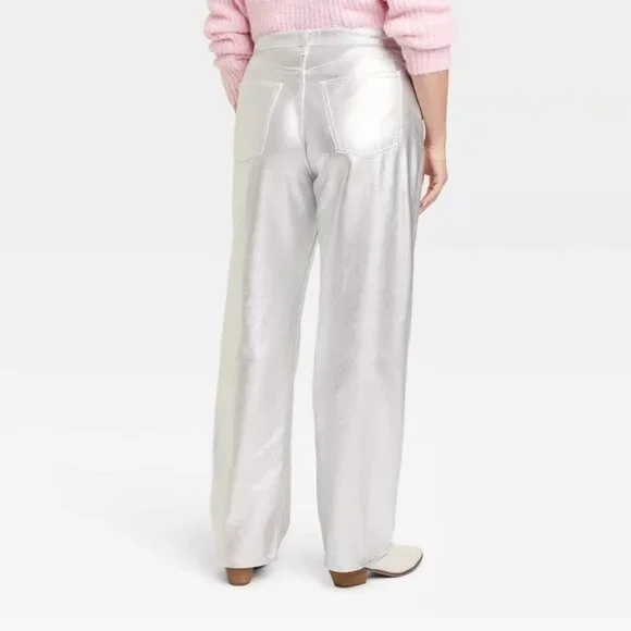 Women's Mid-Rise 90's Baggy Jeans - Universal Thread Metallic Wash - Picture 5 of 11